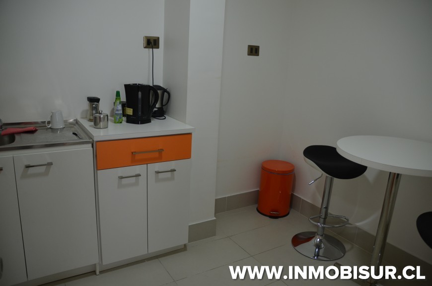 Arriendo en Puerto Montt | Edificio primer, segundo y Tercer piso Chorrillos esquina Pérez Rosales