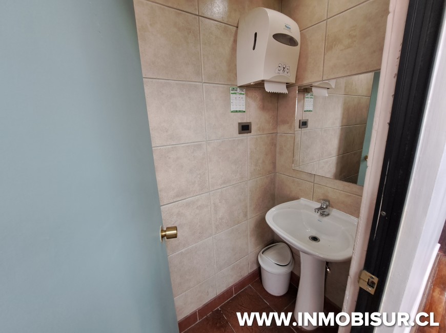 Arriendo en Puerto Montt | Edificio remodelado frente al Puerto