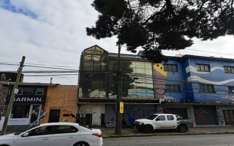 Arriendo en Puerto Montt | Edificio remodelado frente al Puerto en 251 | Edificio remodelado frente al Puerto
