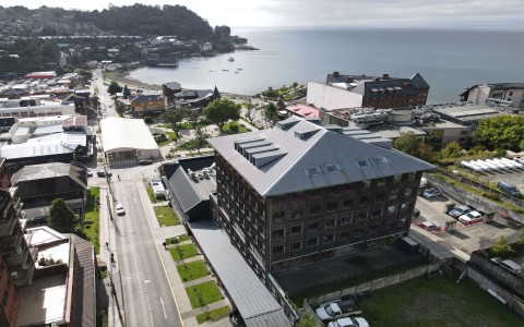 Venta en Puerto Varas | Oficina en venta en Edificio Central Lake, Puerto Varas en 252 | Oficina en venta en Edificio Central Lake, Puerto Varas